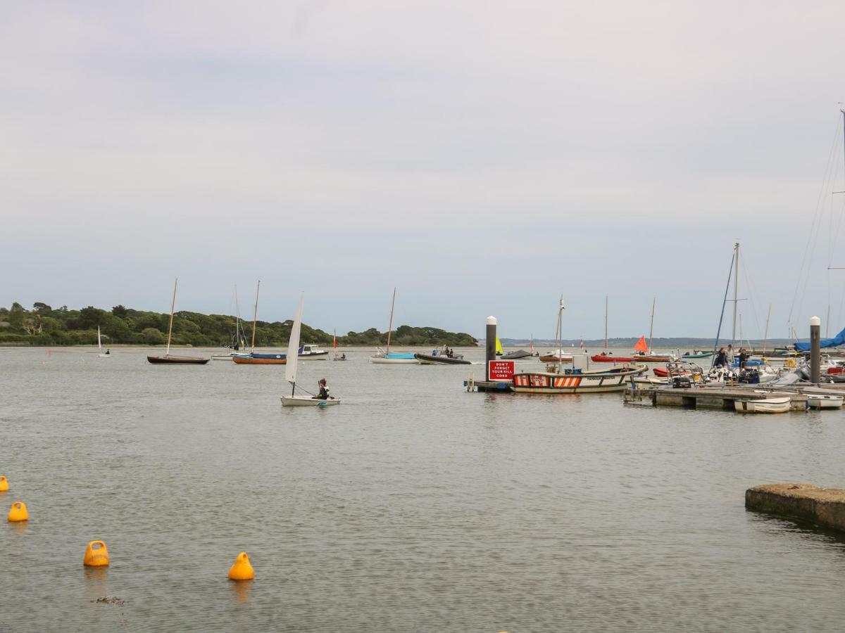 Number 7 Lymington Exterior photo